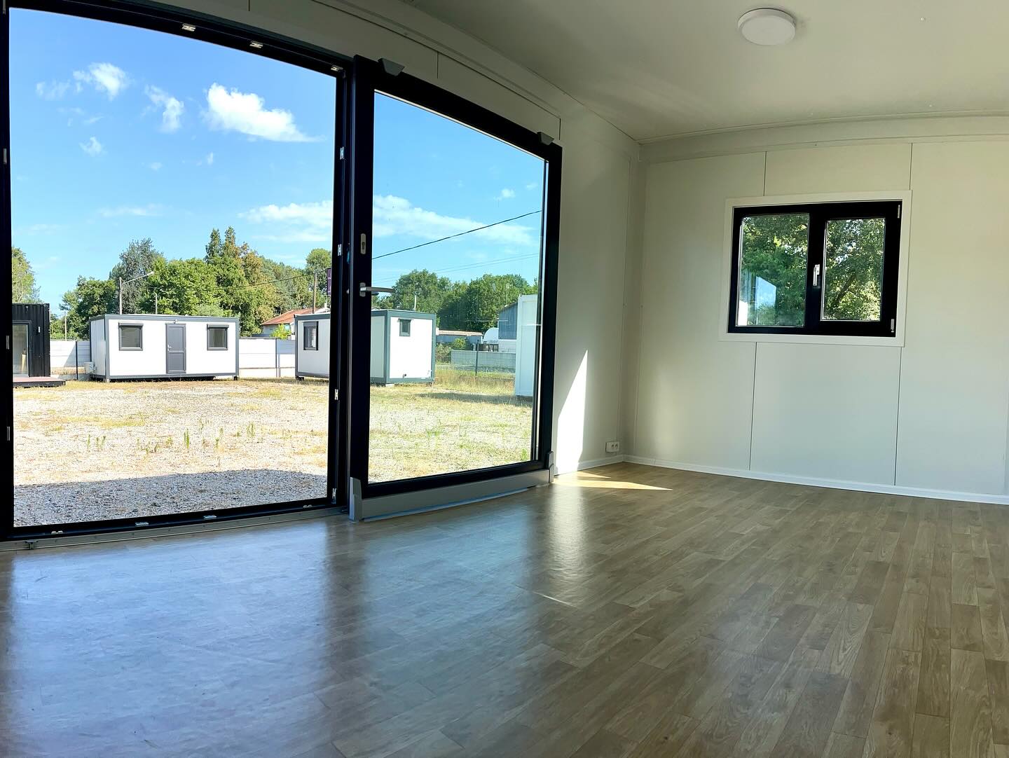 Módulo habitable de 14 m² – Diseño moderno y minimalista - Imagen 9